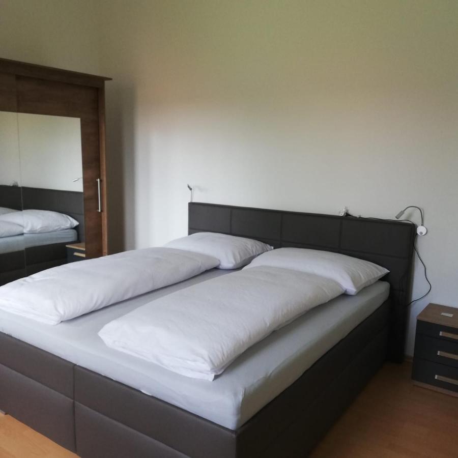 Rezident Consult S.R.O. Hotel Bratislava Luaran gambar